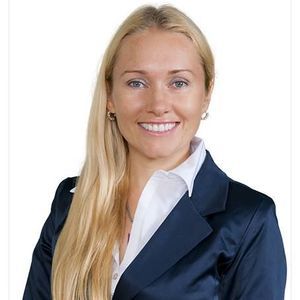 Meet your Posher, Elena